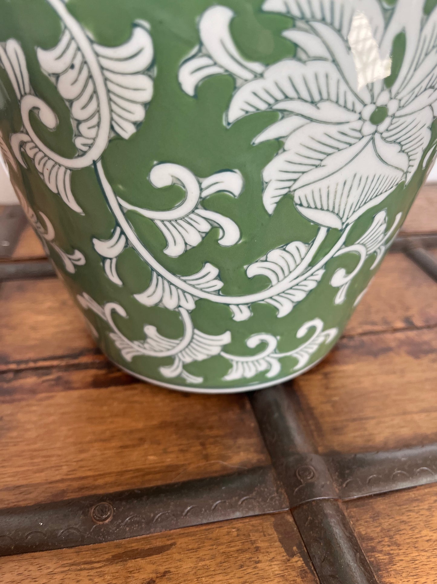 Early Settler Ginger Jar