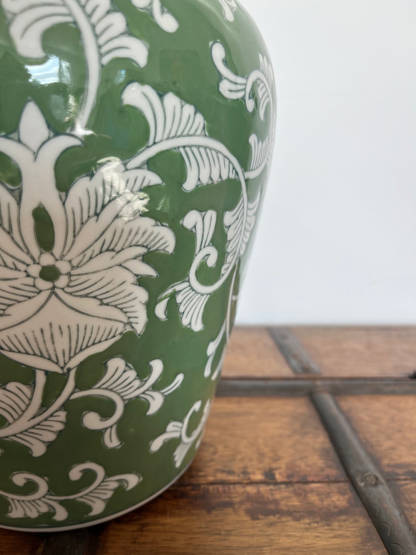 Early Settler Ginger Jar
