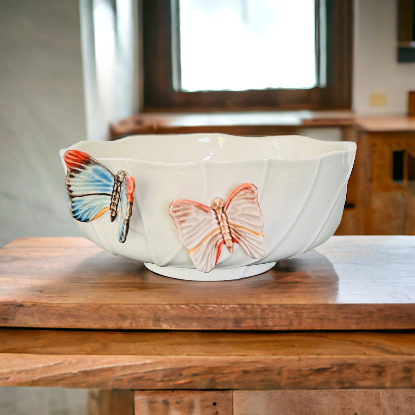 Beautiful Bordallo Pinheiro Cloudy Butterflies - Salad Bowl 4l