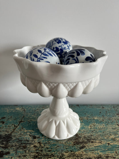 Rosanna White Bon Bon Footed Round Bowl