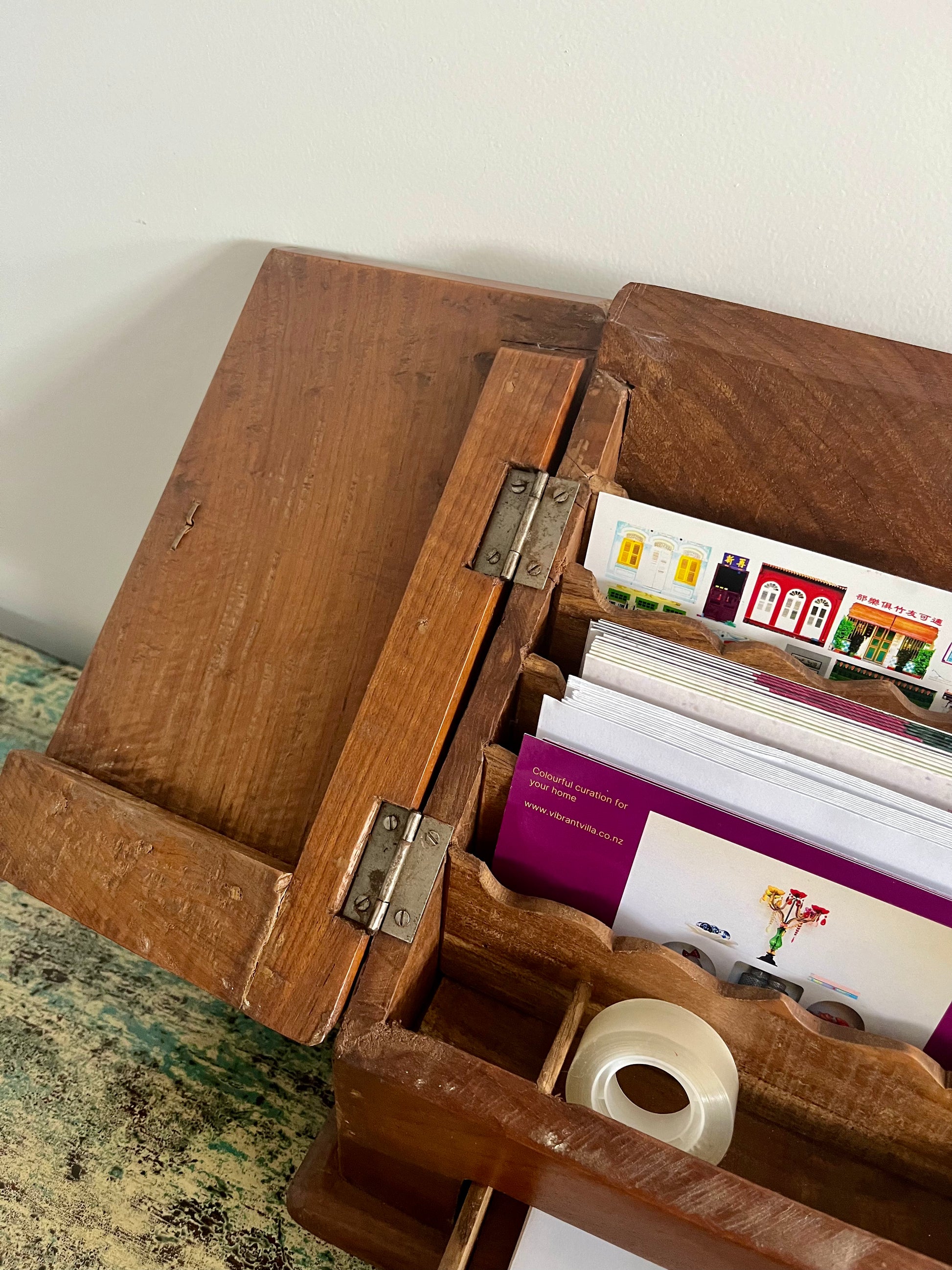 Compendium Desk Vintage Desk Compendium – Vibrant Villa