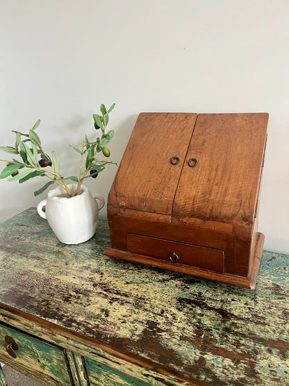 Vintage Desk Compendium