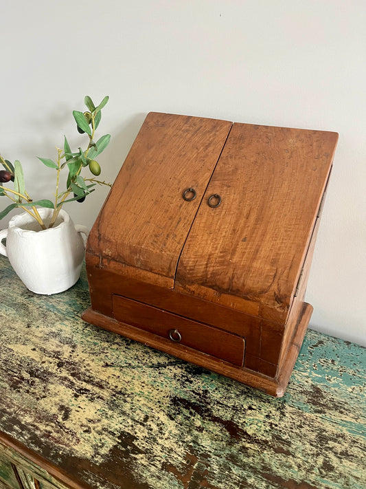 Vintage Desk Compendium