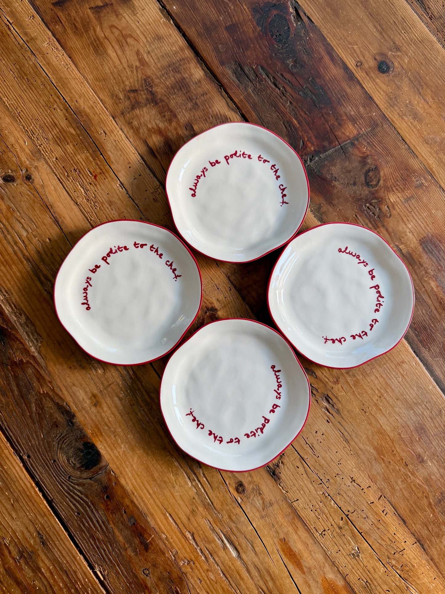 MÆGEN Set of 4 x Statement Plates - 'always Be Polite To the Chef.'