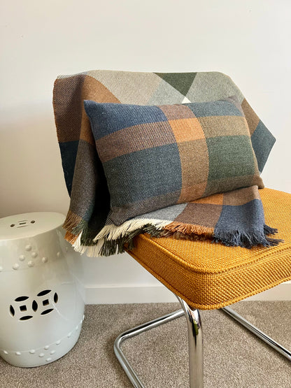 Nood Check Throw and Cushion Set