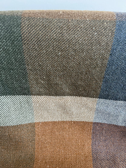 Nood Check Throw and Cushion Set