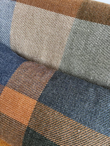 Nood Check Throw and Cushion Set