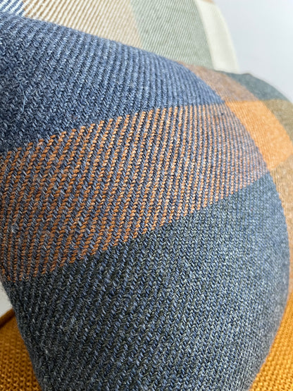 Nood Check Throw and Cushion Set