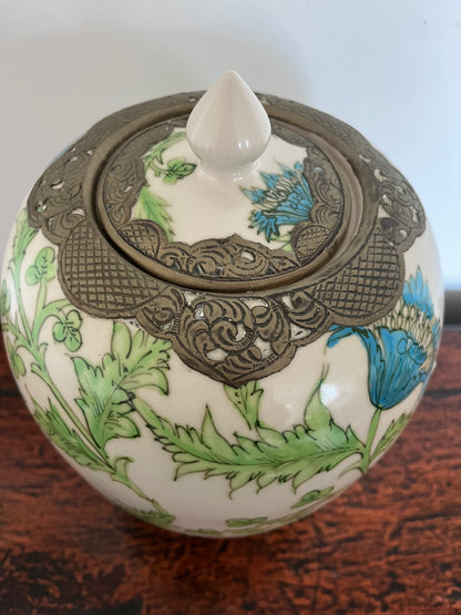 Gorgeous Floral Vase &  Birds Set