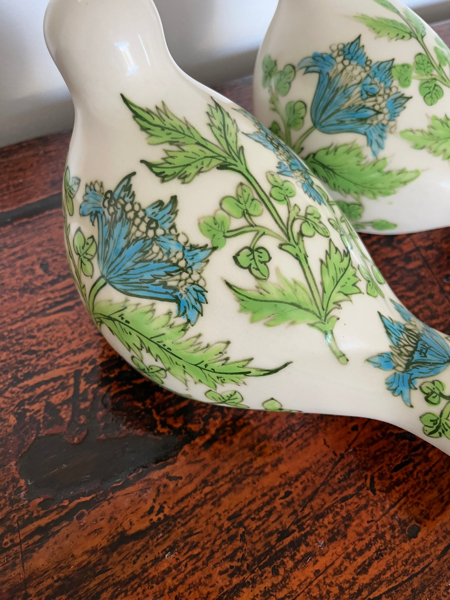 Gorgeous Floral Vase &  Birds Set