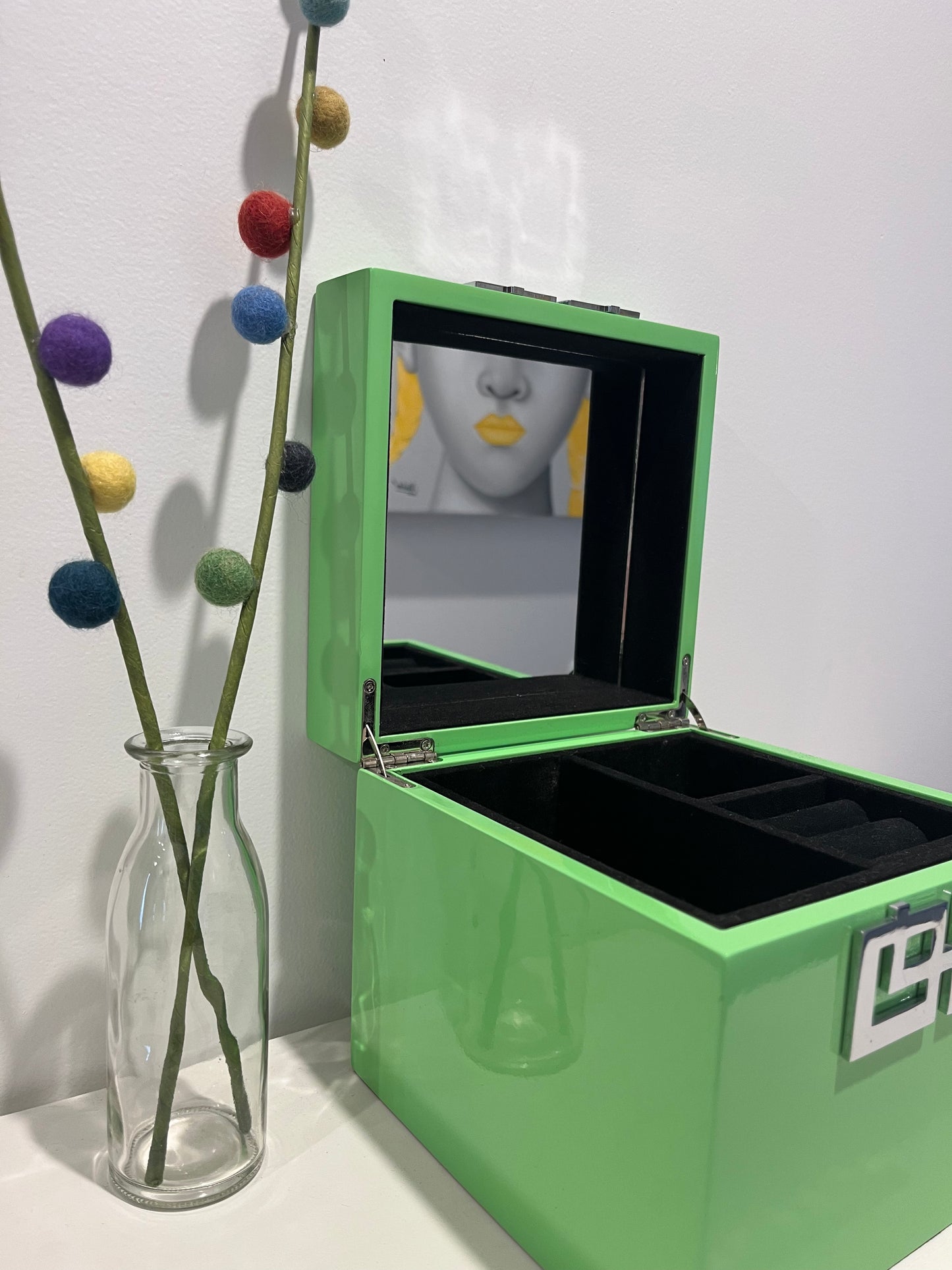 Lovely Green Lacquer Jewellery Box