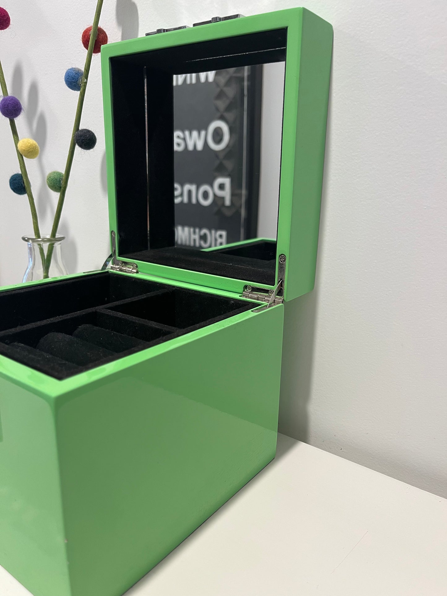 Lovely Green Lacquer Jewellery Box