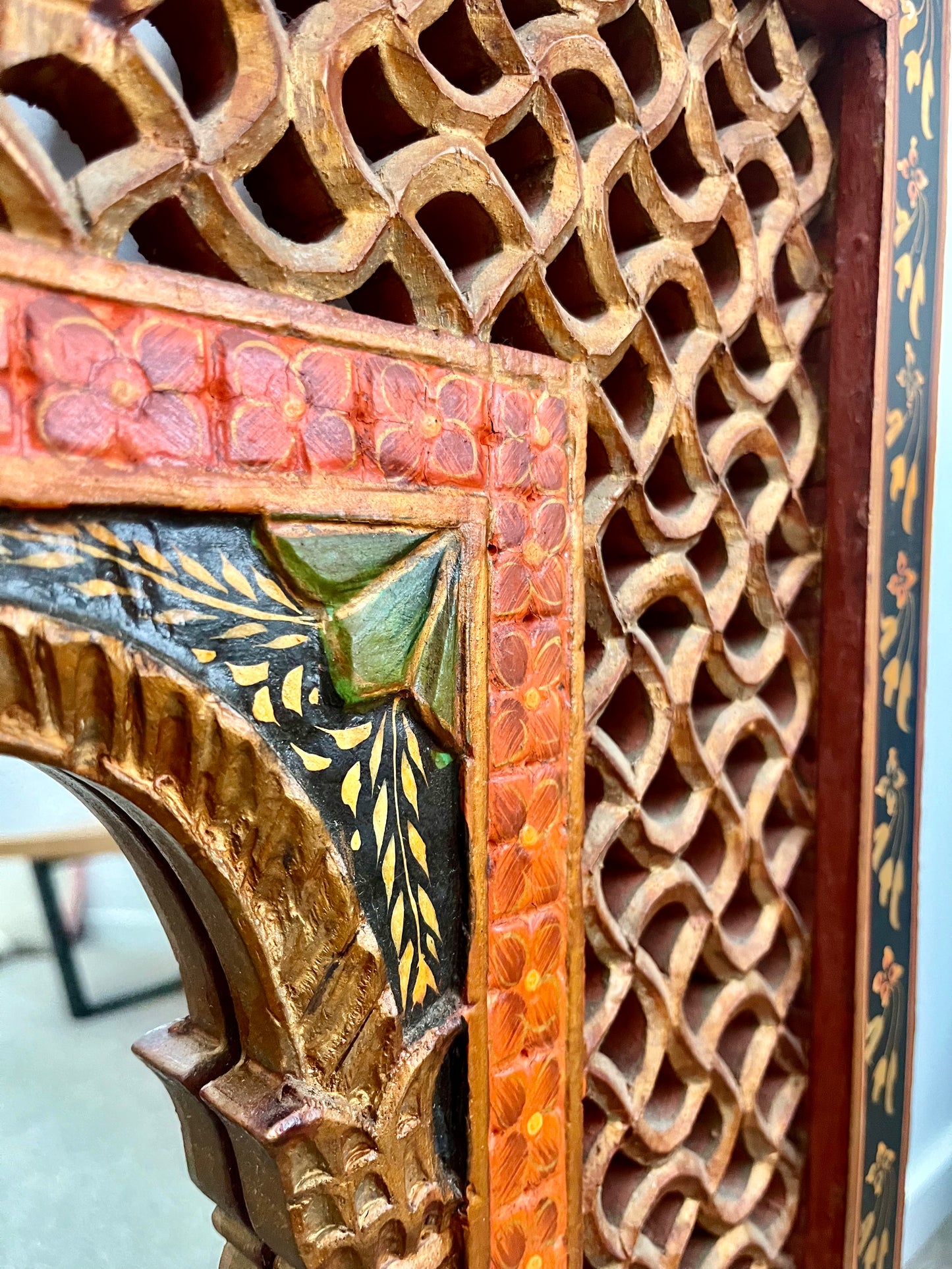 Decorative Wooden Wall Mirror
