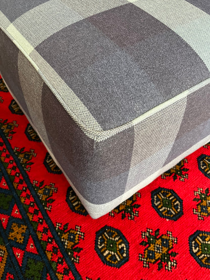 Lovely Ottoman