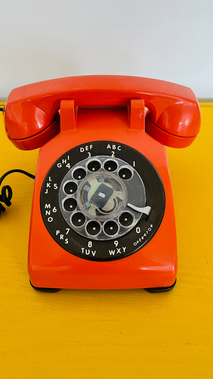 Retro Telephone