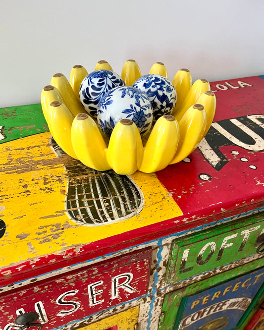Ceramic Banana Bowl with Decorative Porcelain Balls