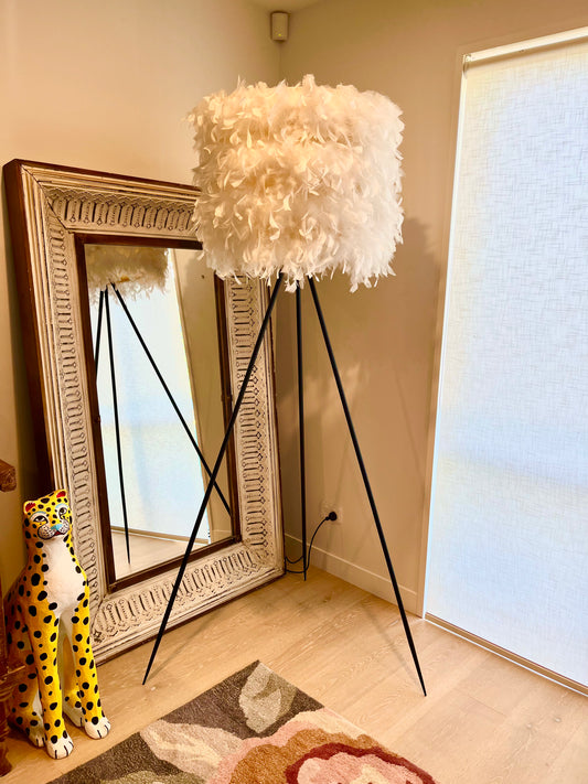 Elegant Feather Floor Lamp