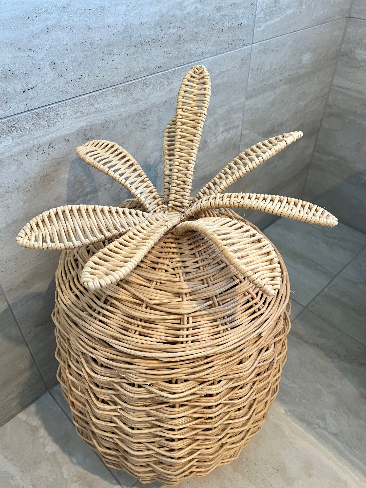 Pineapple Storage Basket with Lid