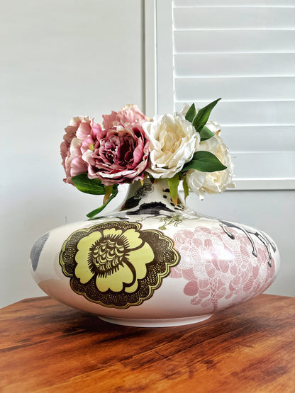 Large Concetta Gallo Curved Vase