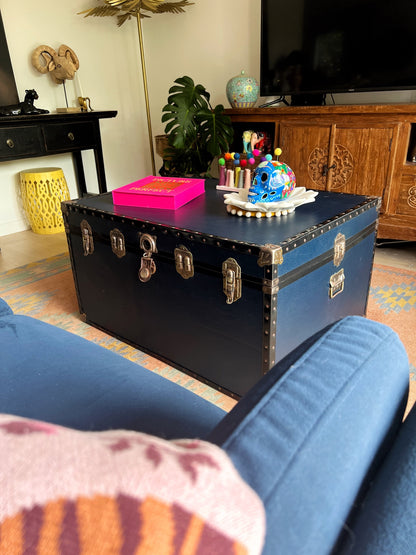 Awesome Blue Vintage Steamer Trunk