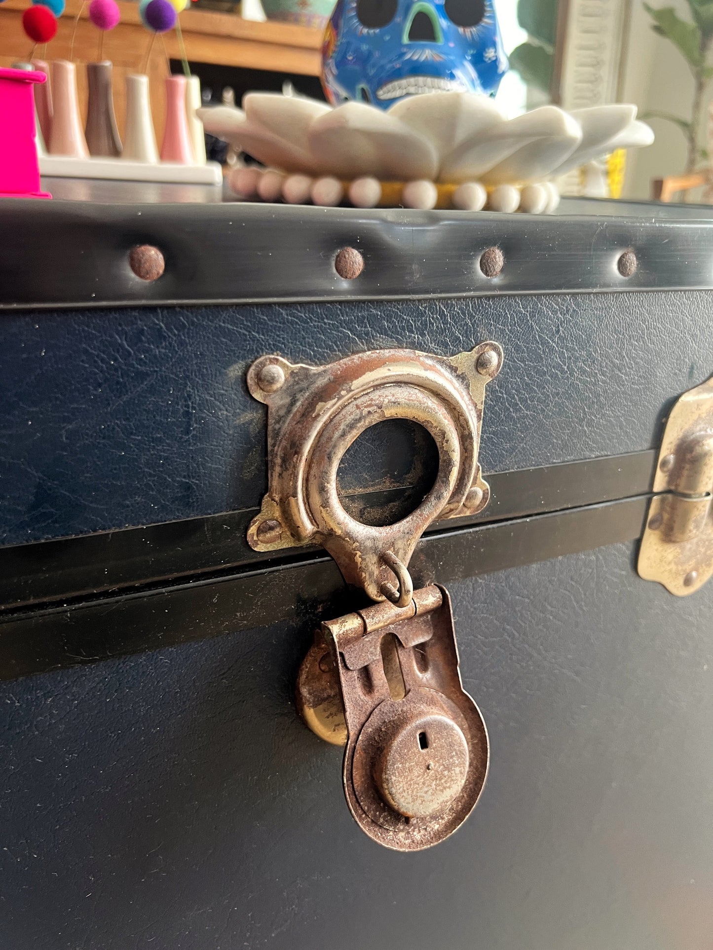 Awesome Blue Vintage Steamer Trunk