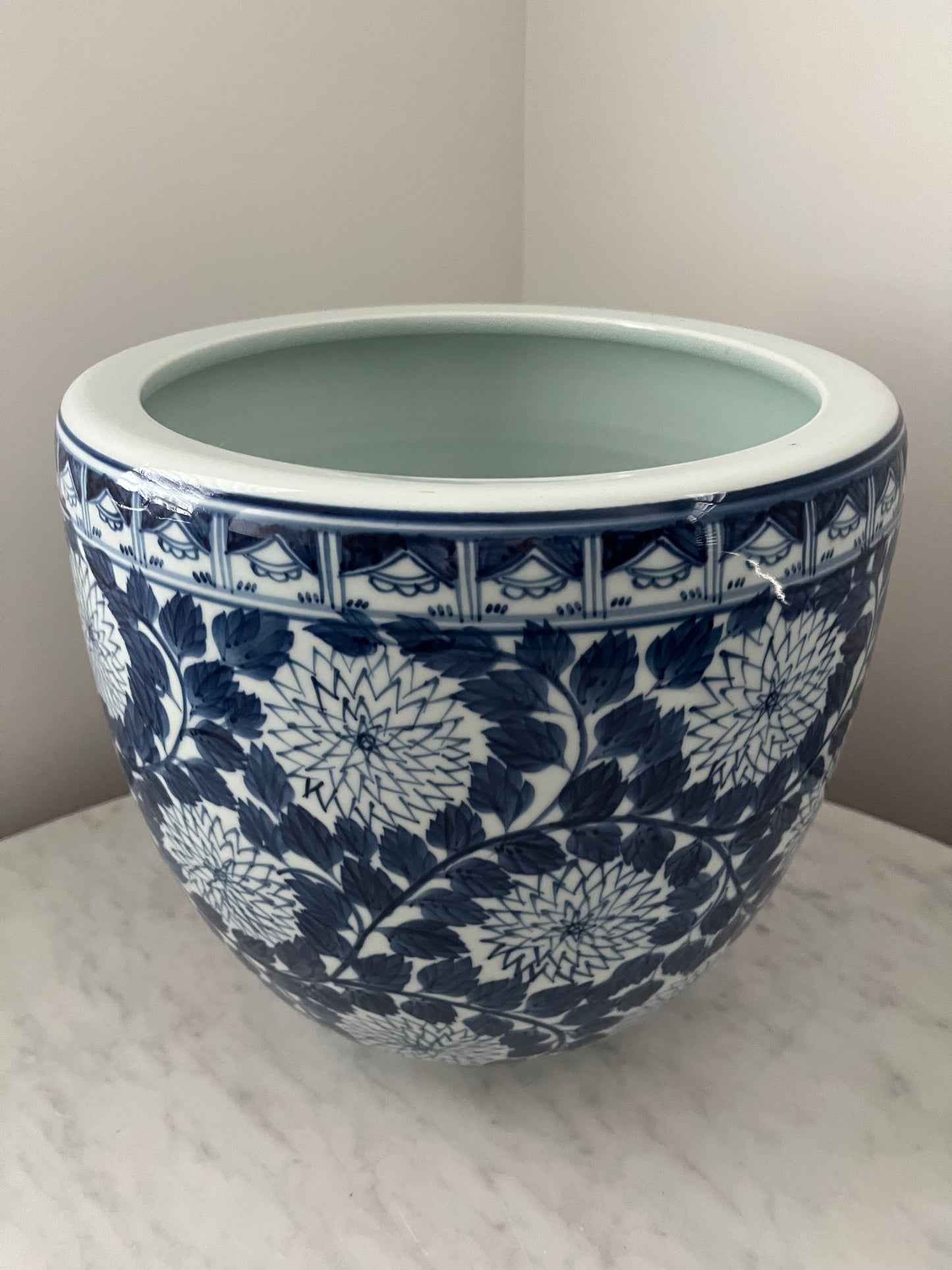 Gorgeous Plant Pot