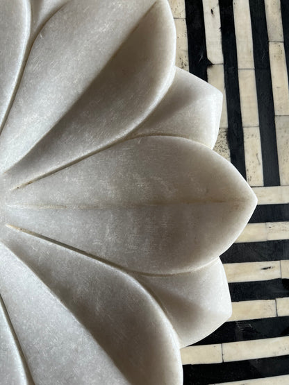 Gorgeous Marble Lotus Plate with Porcelain Balls