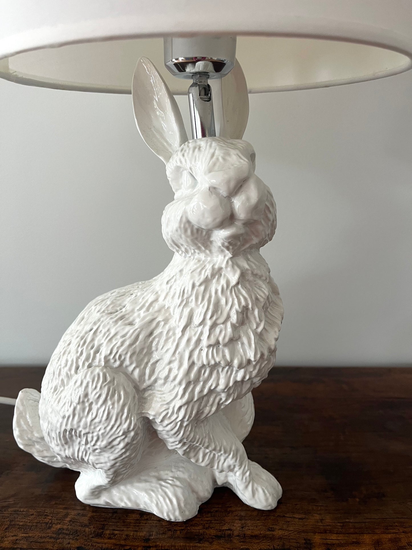 Charming Bunny Table Lamp