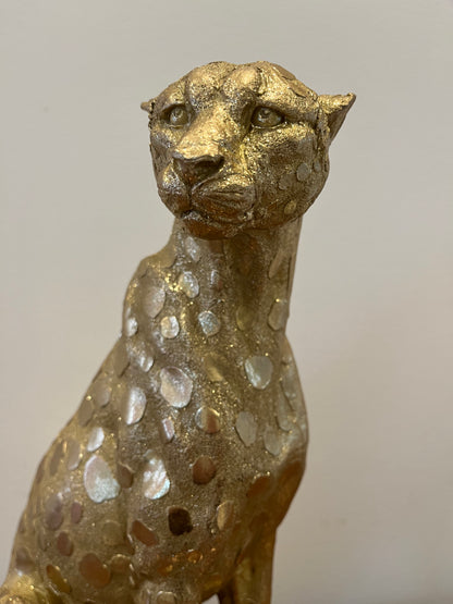 Stunning Leopard Sculpture