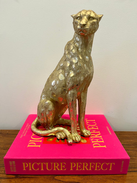 Stunning Leopard Sculpture