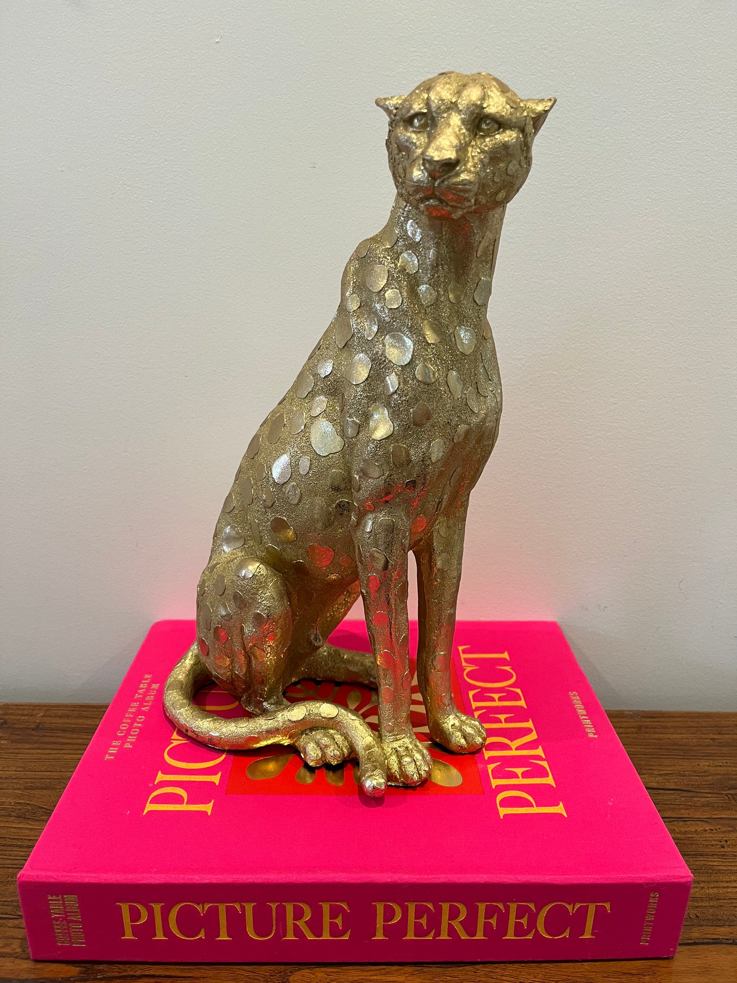 Stunning Leopard Sculpture