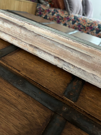 Lovely Shutter Mirror