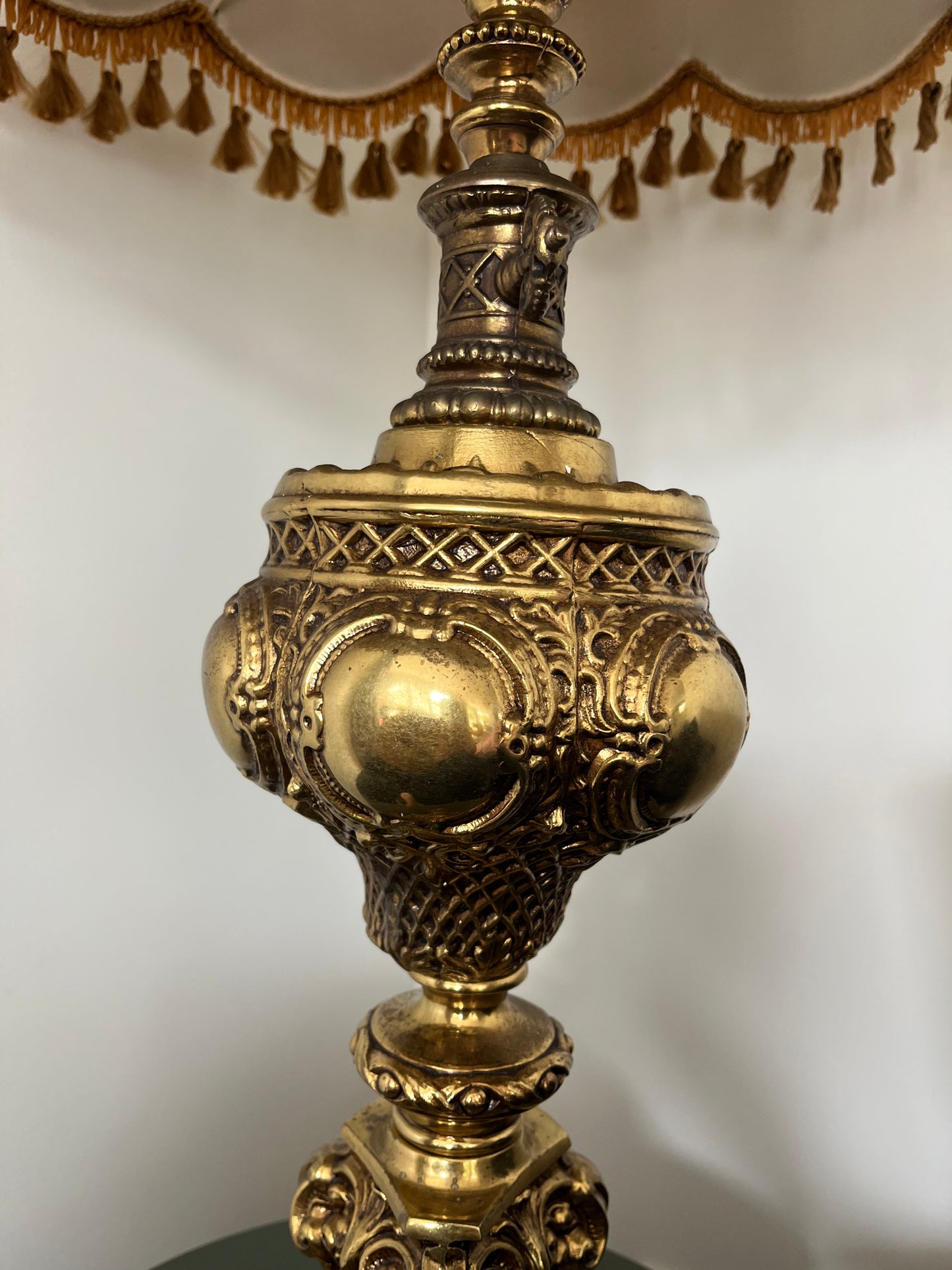 Beautiful Vintage Table Lamp