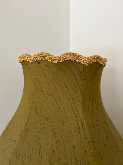 Beautiful Vintage Table Lamp
