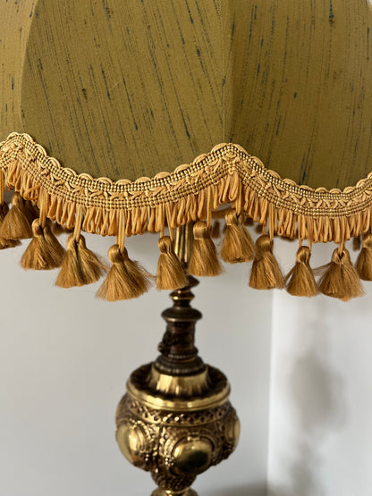 Beautiful Vintage Table Lamp