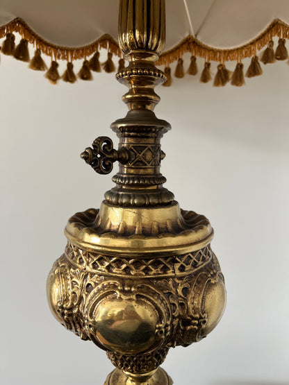 Beautiful Vintage Table Lamp