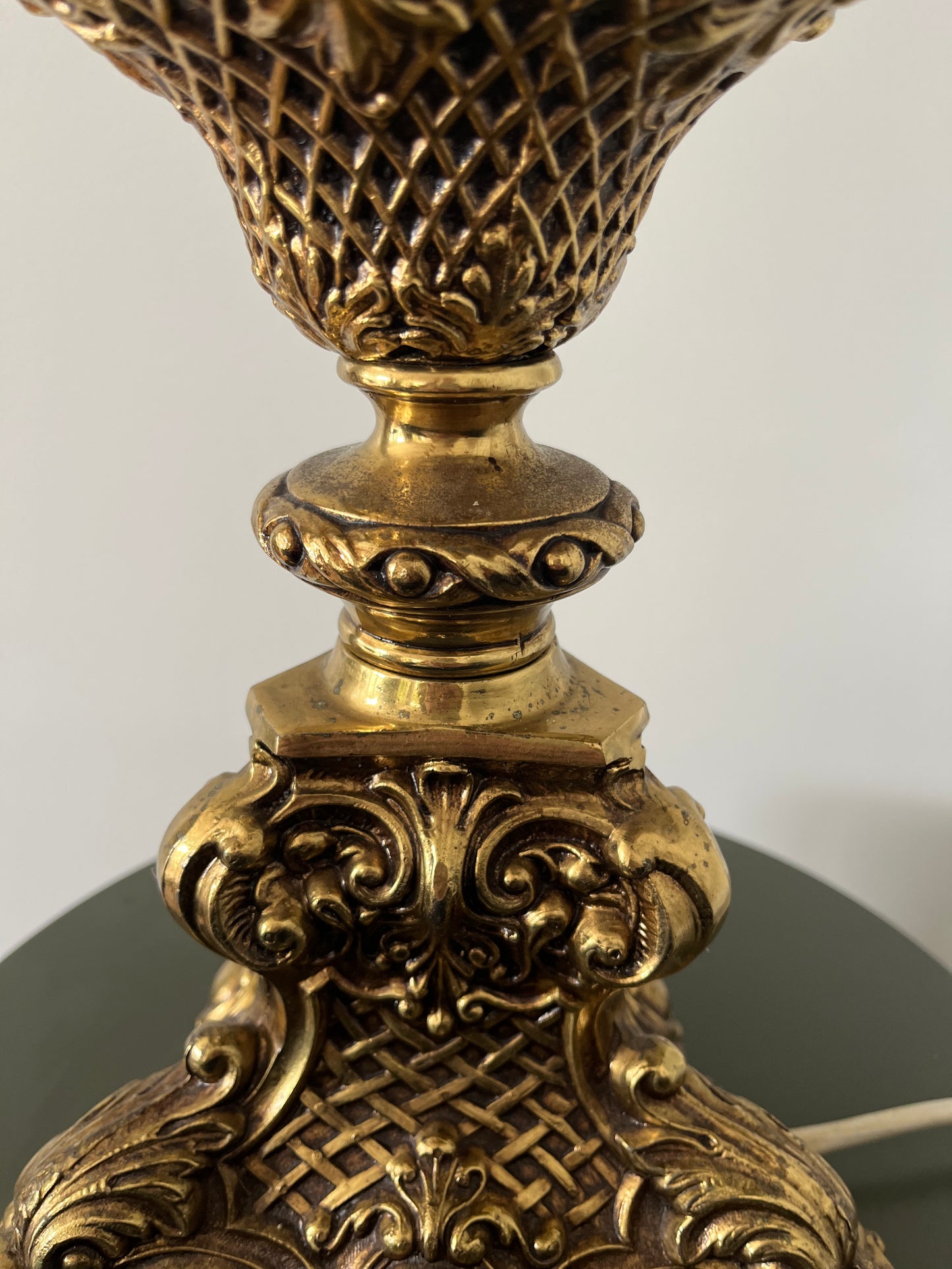Beautiful Vintage Table Lamp