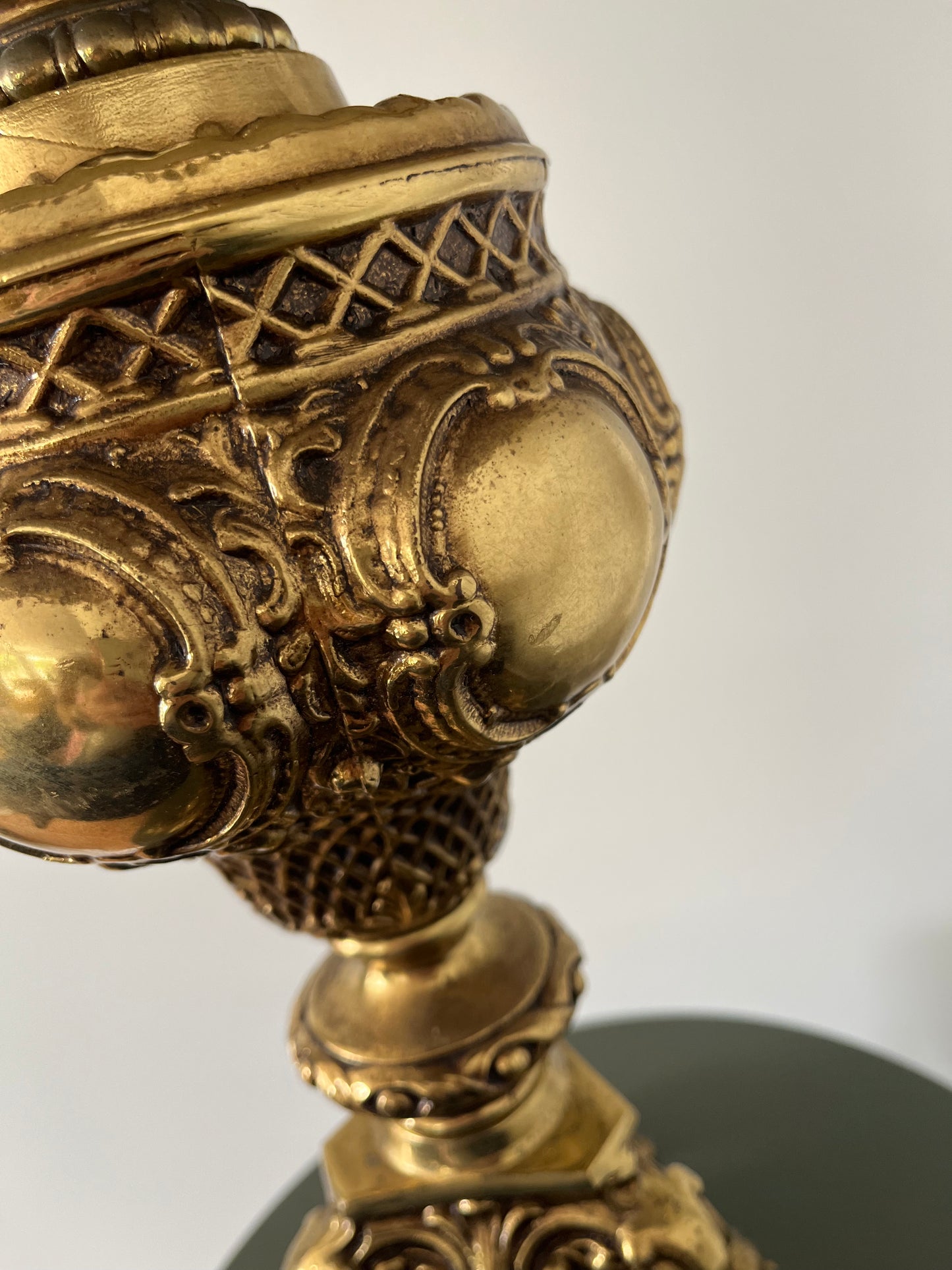 Beautiful Vintage Table Lamp