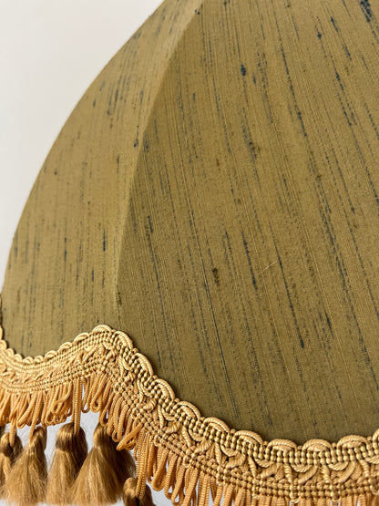 Beautiful Vintage Table Lamp