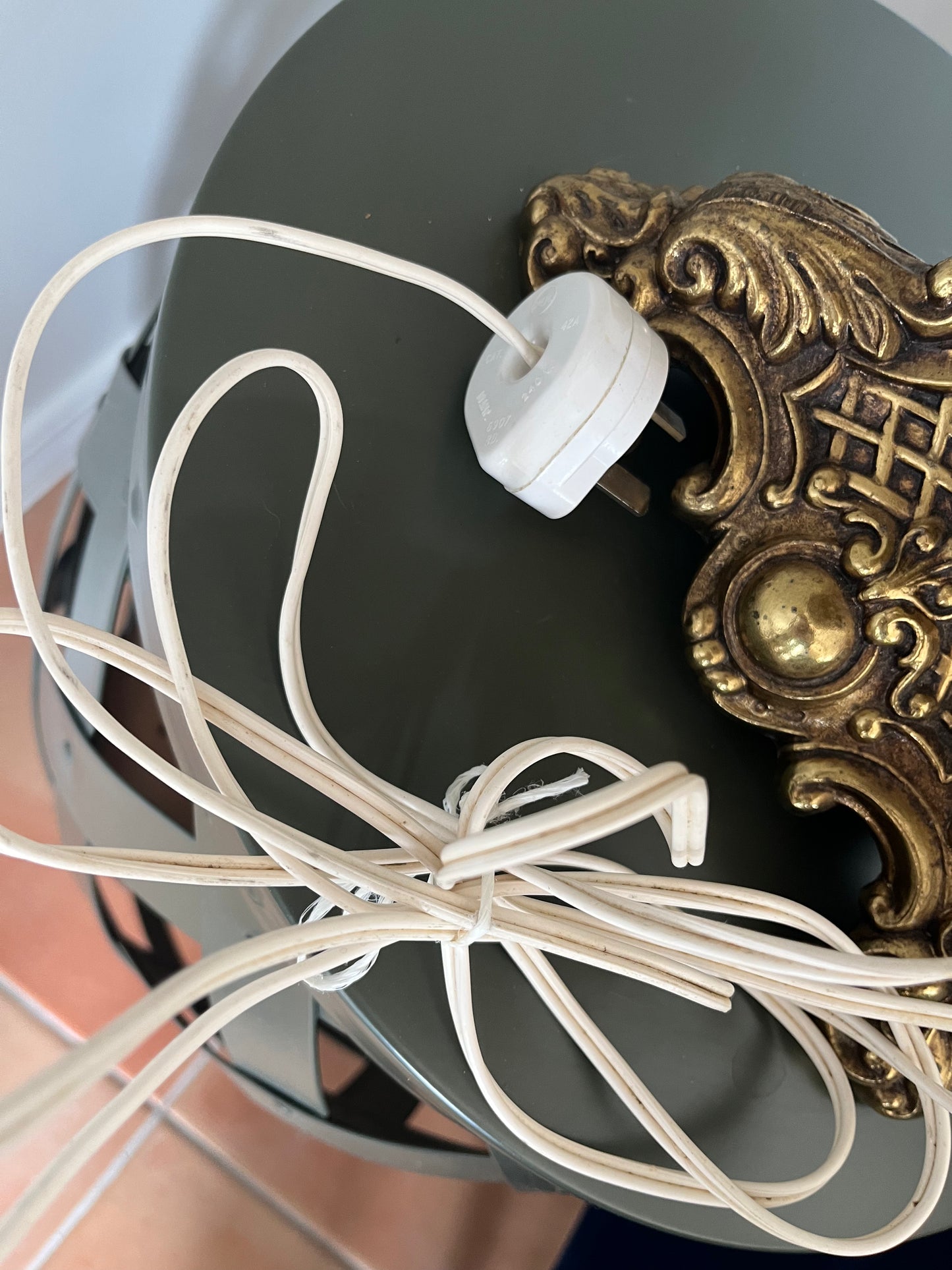 Beautiful Vintage Table Lamp