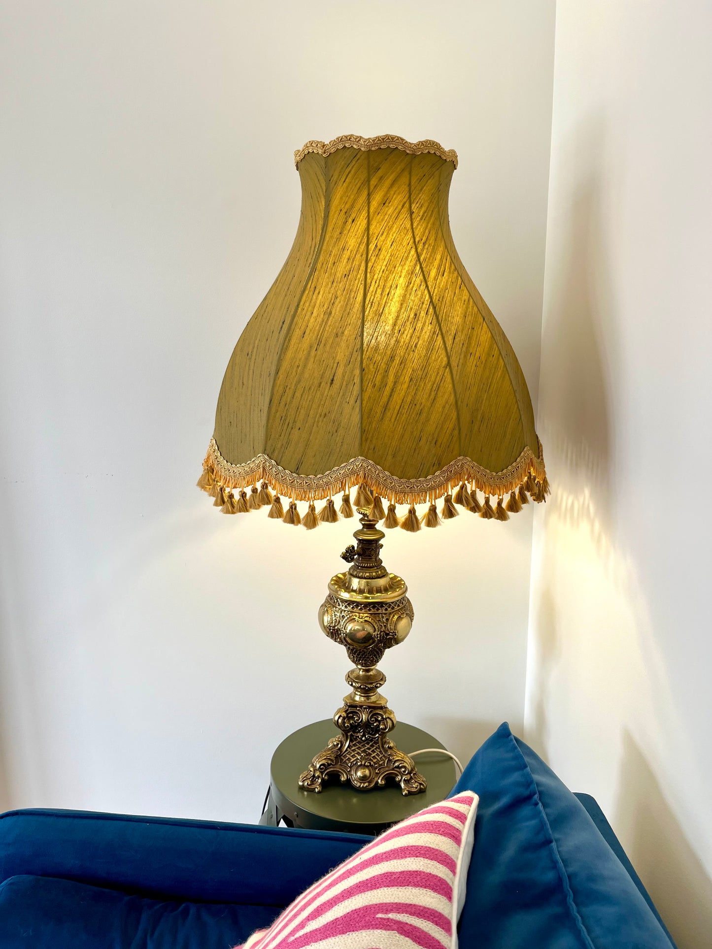 Beautiful Vintage Table Lamp